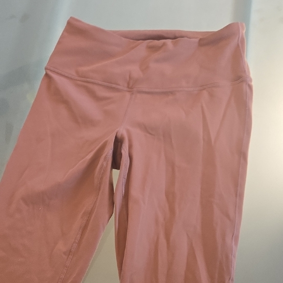 Prana Peach Activewear - Picture 10 of 13
